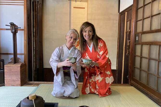 Visiting the Katsura Imperial Villa and Experiencing a Tea Ceremony
