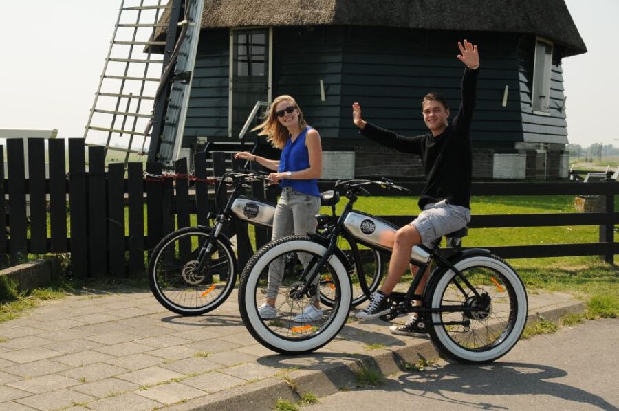 Volendam: E-Fatbike Rental