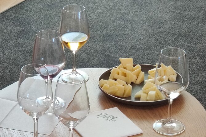 Wine Masterclass & Cheese Tasting Workshop in Bordeaux