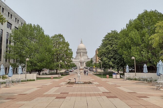 Wisconsins Madtown: A Madison Self-Guided Walking Tour