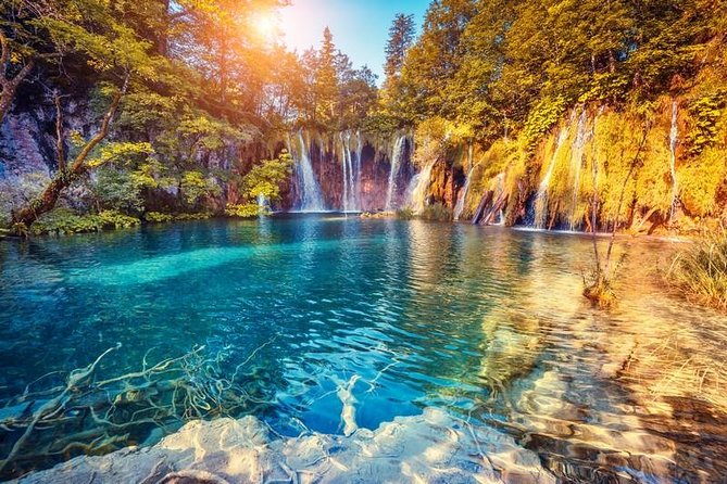 Zagreb to Split Group Transfer With Plitvice Lakes Guided Tour