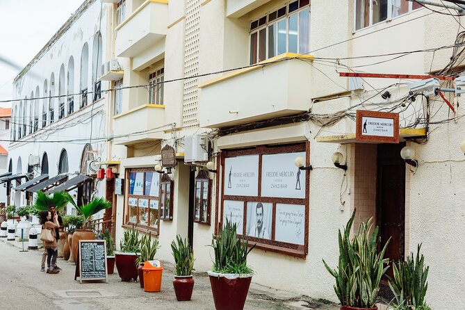 Zanzibar Airport Transfers (Pickup/Shuttles in Zanzibar)