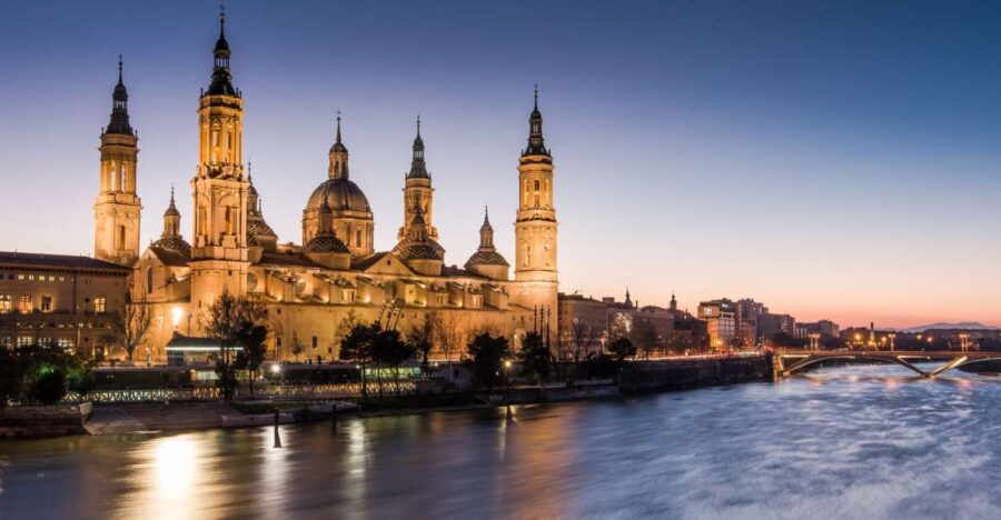Zaragoza: City Exploration Game and Tour - Overview and Booking Details