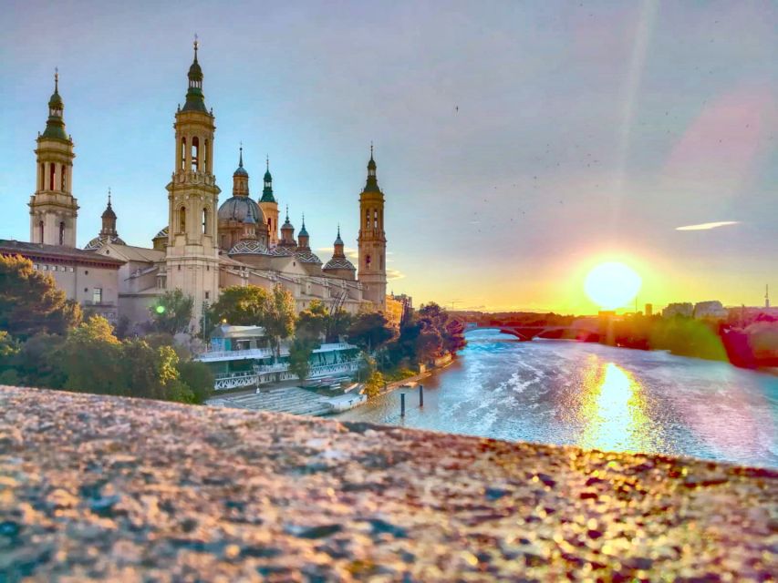 Zaragoza: Historical Tour of the Old District With a Guide