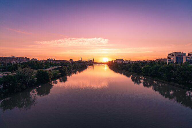 Zaragoza: Private Tour With a Local Guide