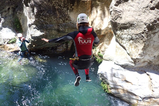 Zarzalones Canyoning Trip Level 2