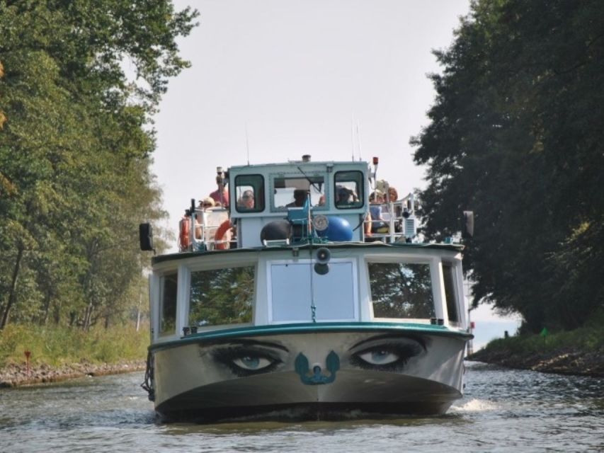 From Malchow: Panoramic Canal Trip to the Plauer Lake
