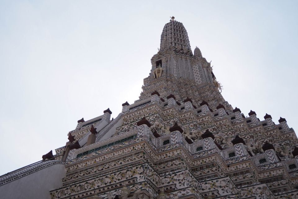 Bangkok: Wat Arun Self-Guided Audio Tour - App and Features