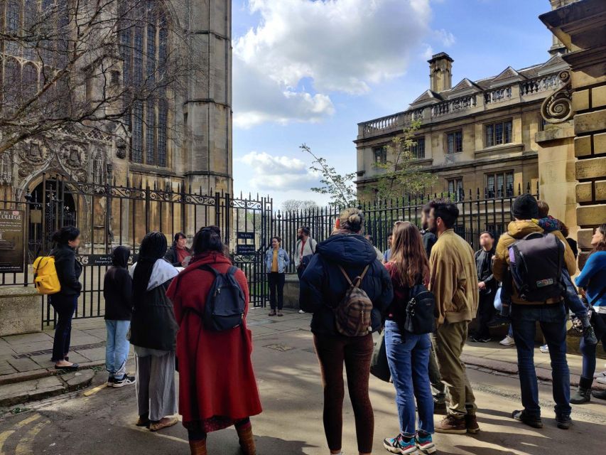 Cambridge: Uncomfortable Cambridge Walking Tour - Meeting Point for the Tour