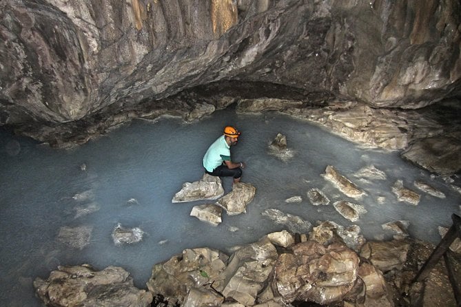 Excursion to the Waterfalls of Villaluz and the Magic Town of Tapijulapa - Meal and Refreshments