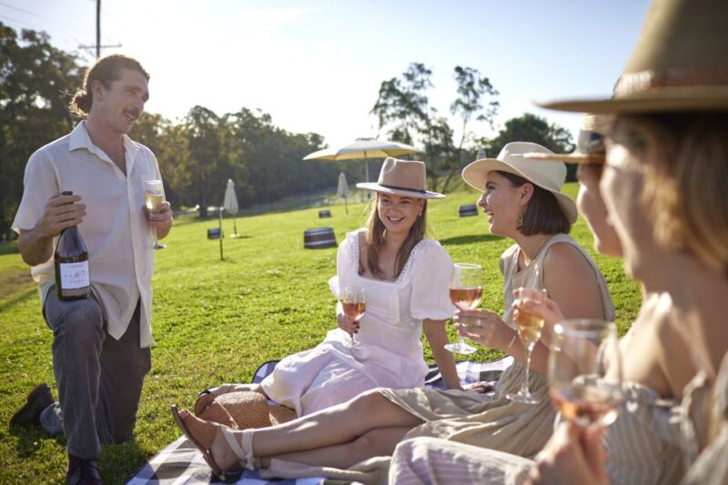 Mount Cotton: Paddock Picnic With Wine Tasting for Two - Customer Feedback