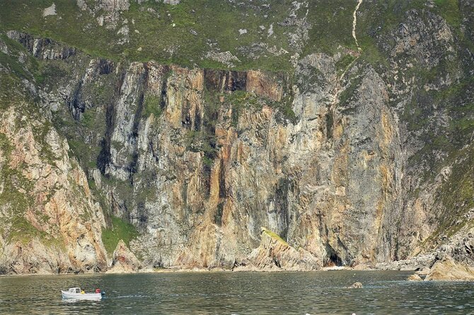 Slieve League Cliffs Cruise. Donegal. Guided. 1 ¾ Hours. - Notable Sights Along the Route