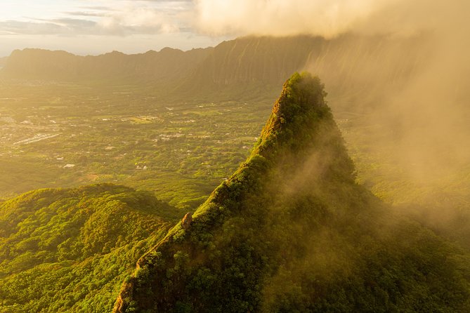Private Helicopter Oʻahu: Photography Flight ALL WINDOW SEATS - Private Tour and Participation
