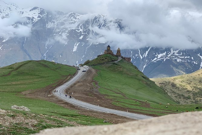 ️Private Full-Day Tour to Mtskheta and Kazbegi(Stepantsminda) From Tbilisi - Explore Caucasian Mountains