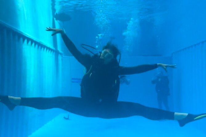 Premium Scuba Experience in Regions Largest Dive Tank - Dubai
