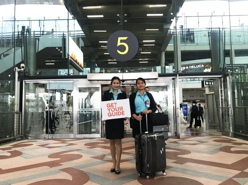 Bangkok Airport: Guide Fasttrack Immigration Service (BKK) - Booking and Reservations
