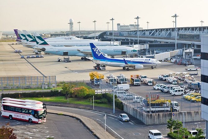 Kansai KIX Pick up or Drop off Service ⇦ Osaka Urban Area - Infant Seats Available