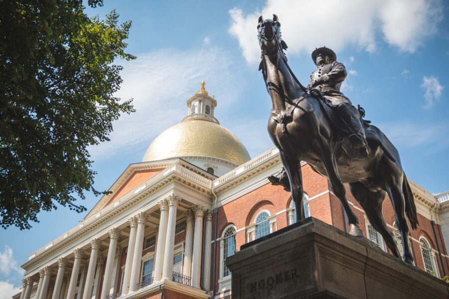 Boston Freedom Trail to Harvard Square Private Driving Tour