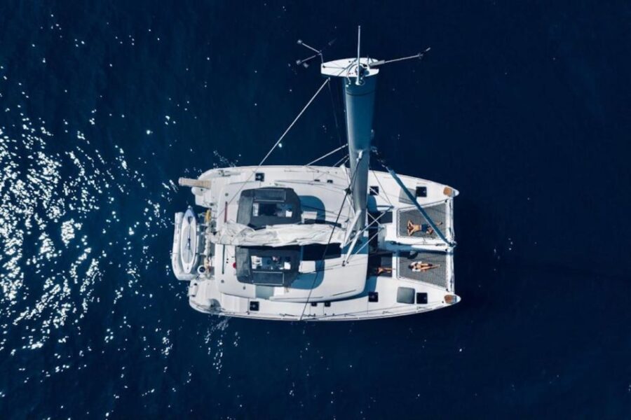 Naxos: Naxos Catamaran Sailing Cruise With Lunch and Drinks