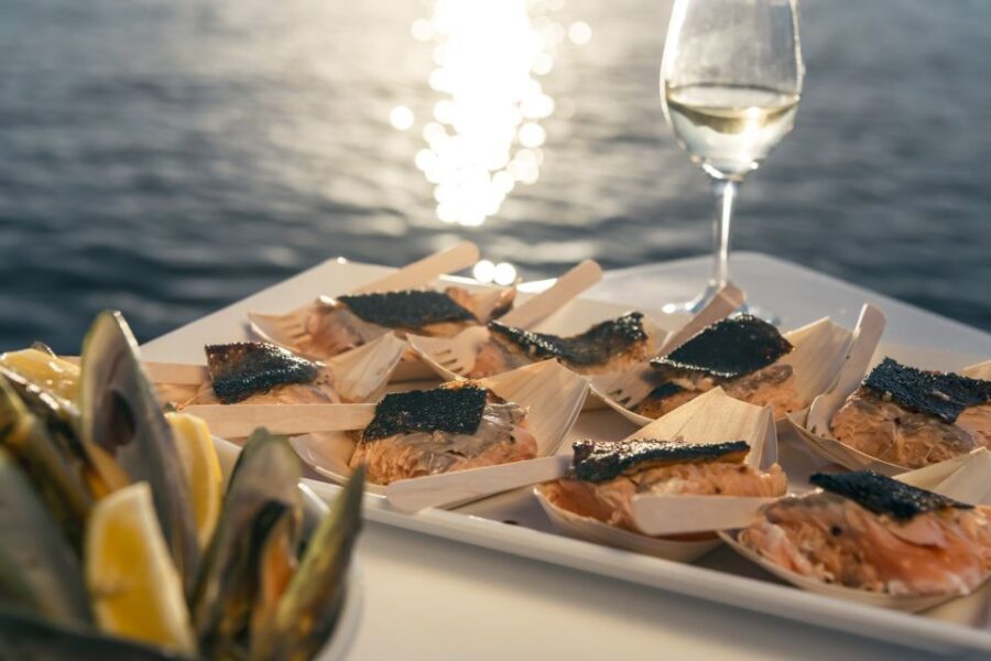 Picton and Marlborough Sounds: Seafood Odyssea Cruise - Cruise Overview