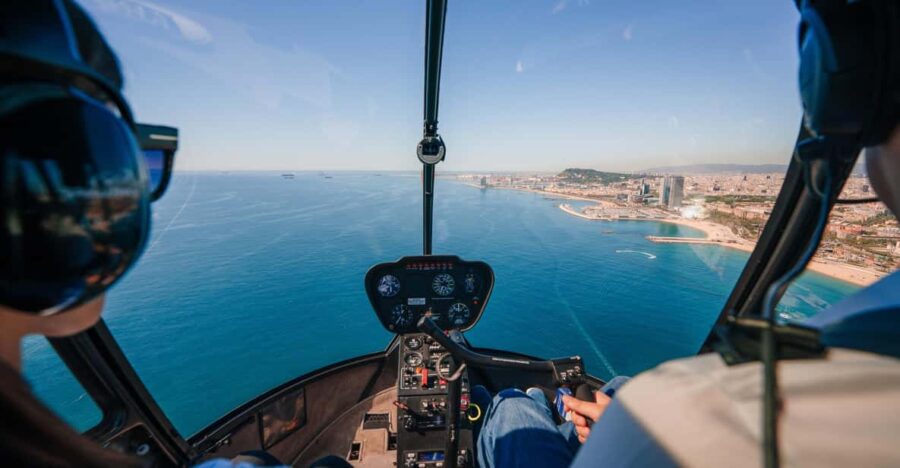 Barcelona: Sailing and Helicopter Flight Tour