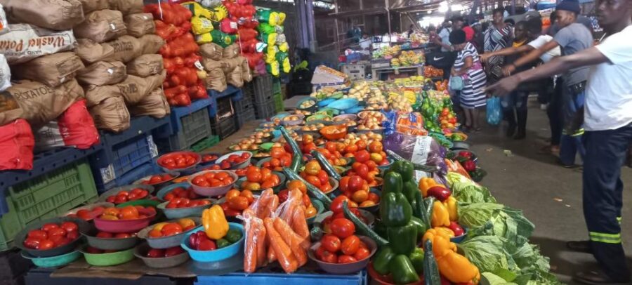Durban:Culture Walking Tour of Durban - Vibrant Victoria Street Market
