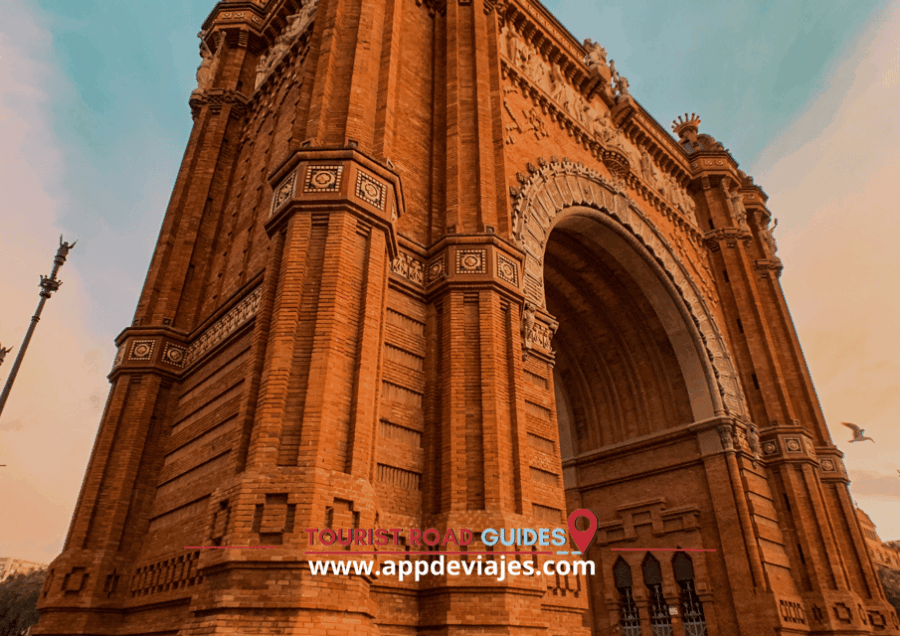 From Barcelona: Tour 3 Hours With Kids - Tour Overview