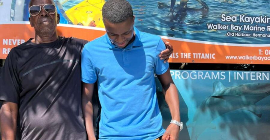 Great White Shark Cage Diving Experience: Cape Town 6hrs - Key Points