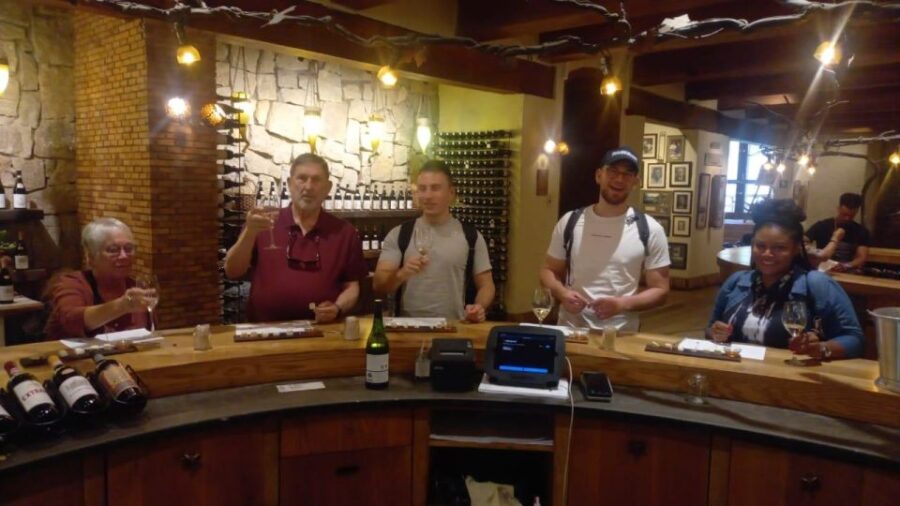 Half Day Wine Tour & Safaris[Morning /Afternoon]