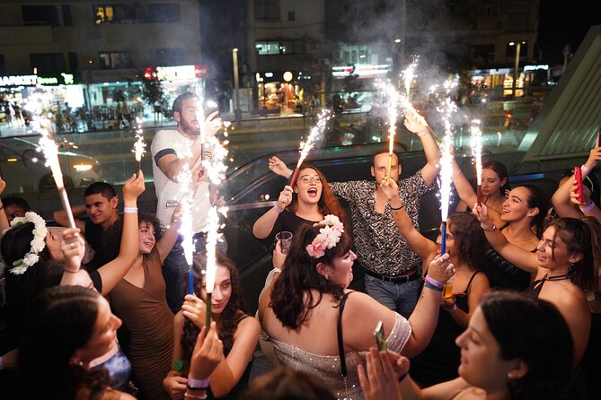 Pub Crawl Biggest Nightout in TLV With Clubs and Dance Bars - Key Points