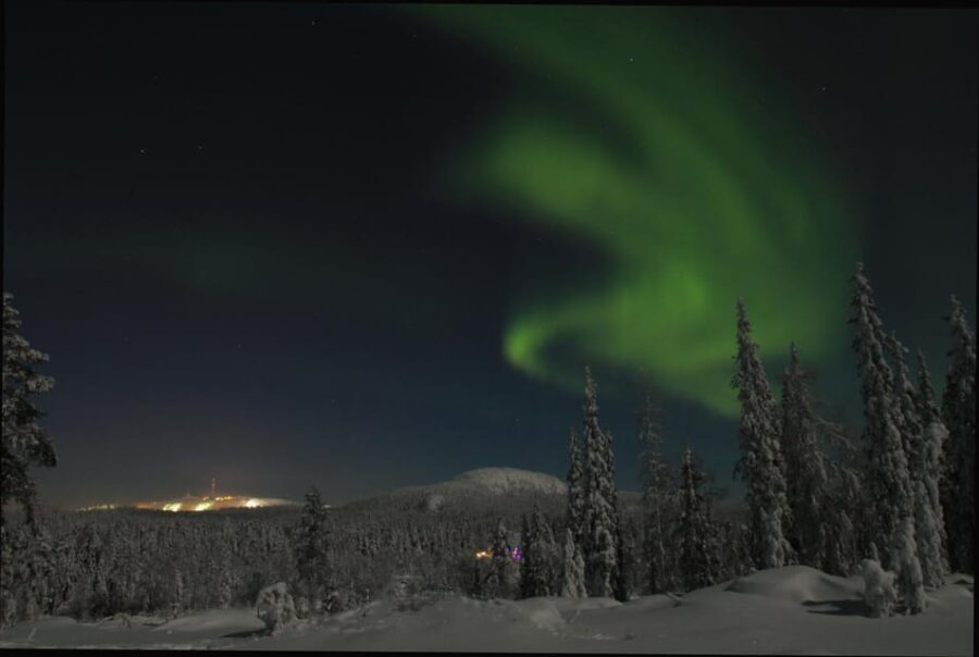 Ruka: Searching for the Northern Lights With Snowshoes