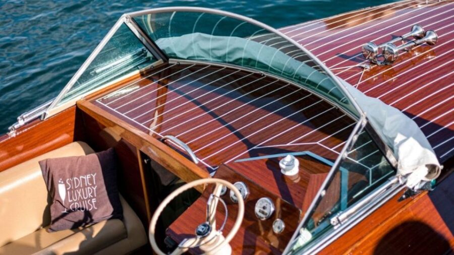 Sydney: Private Night Cruise With Wine