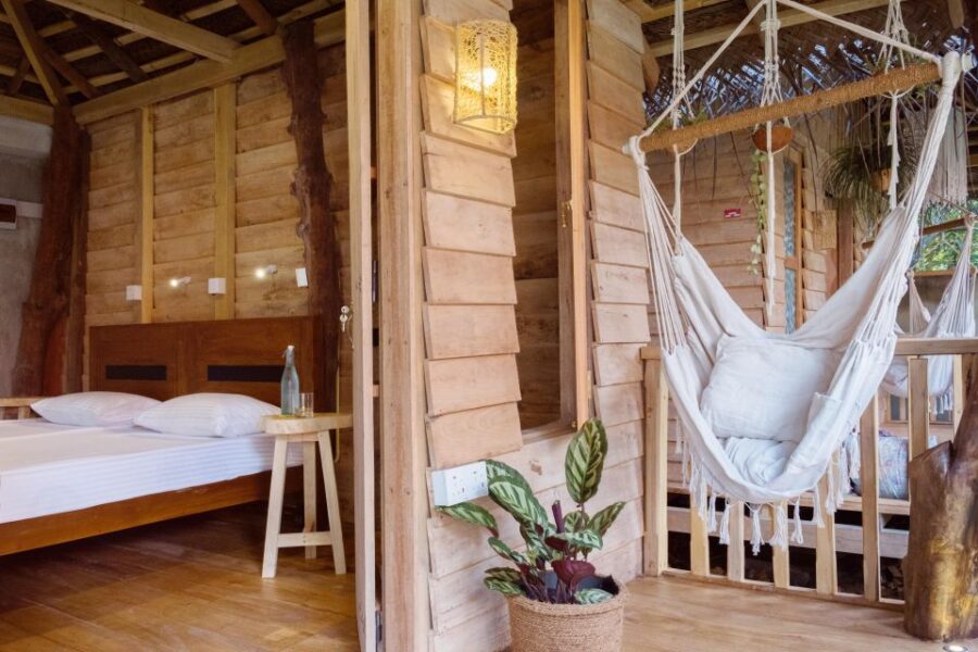 1 Week Surf Camp in Sri Lanka – Shared Wooden Dorm