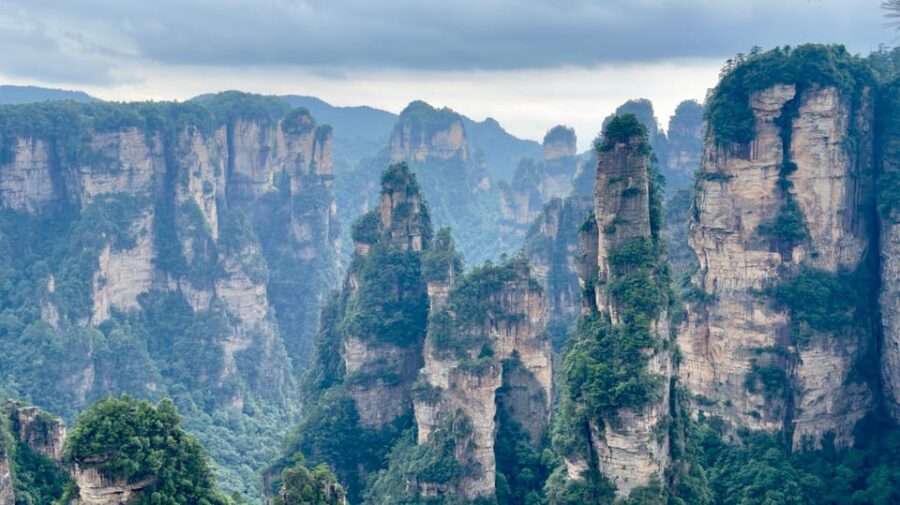 2 Days Classic Tour to ZJJ National Forest Park & Tianmen Mt