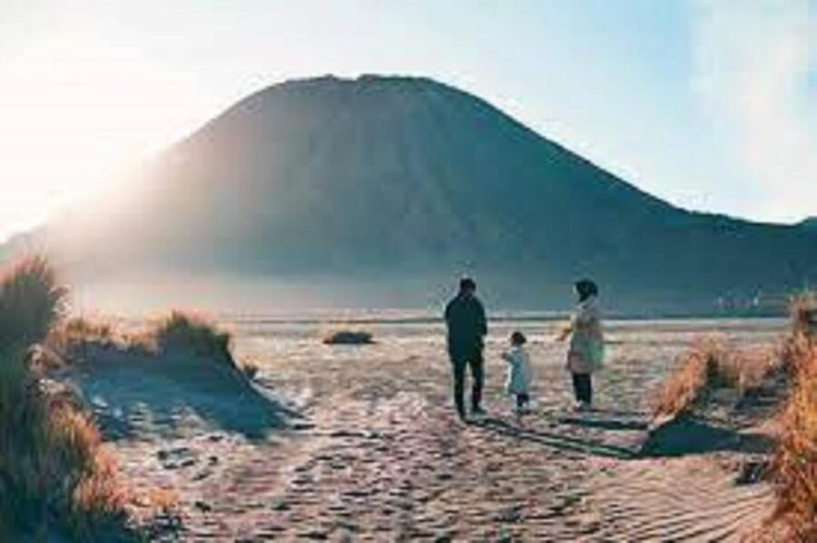 3-Days Excursion to Kawah Ijen and Mt. Bromo From Bali