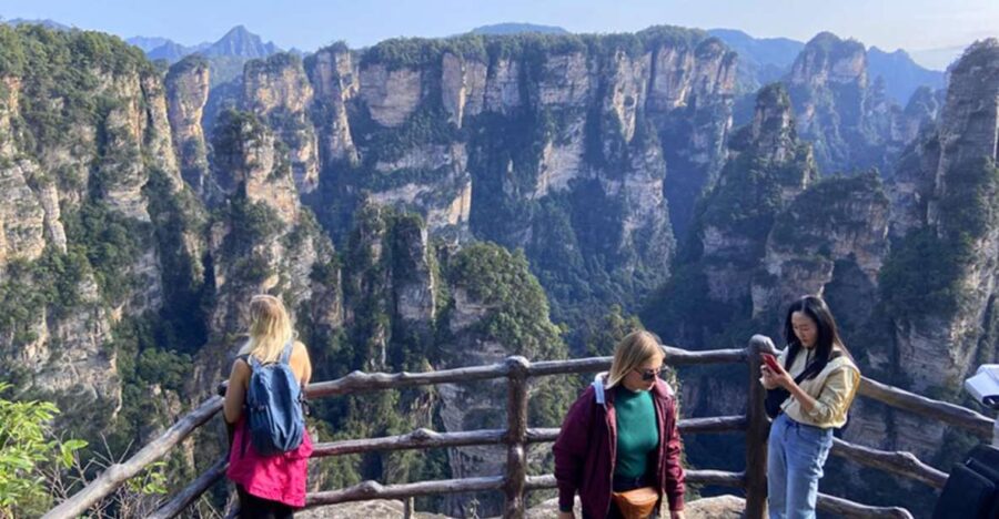 4-Day Highlights of Zhangjiajie With Sunrise Experience
