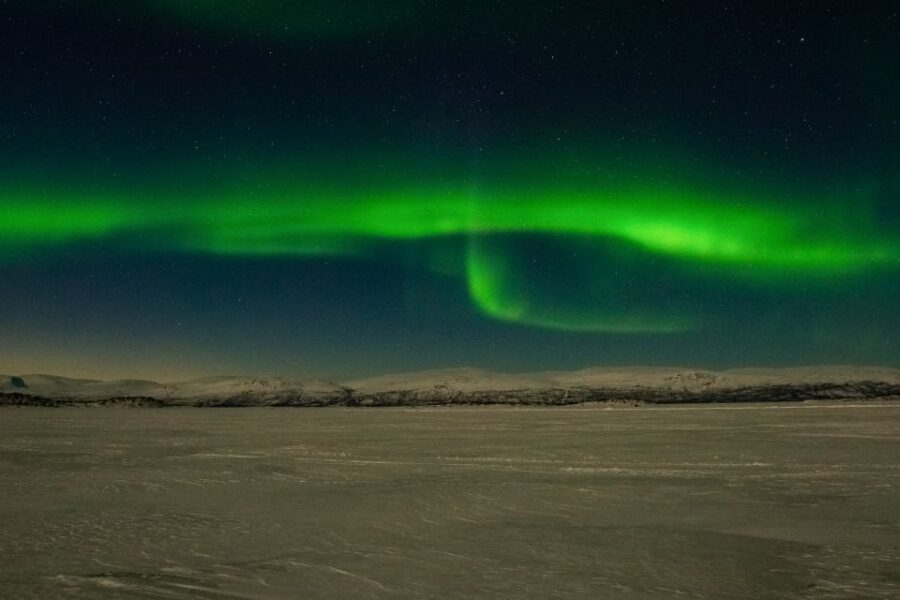 Abisko: Aurora Snowshoeing