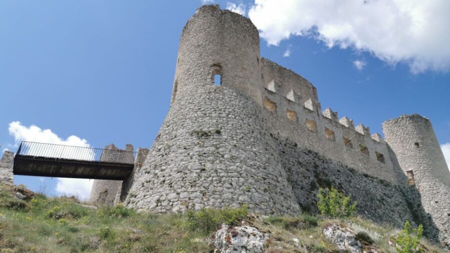 Abruzzo of Ladyhawke From Rome (All Year Around)
