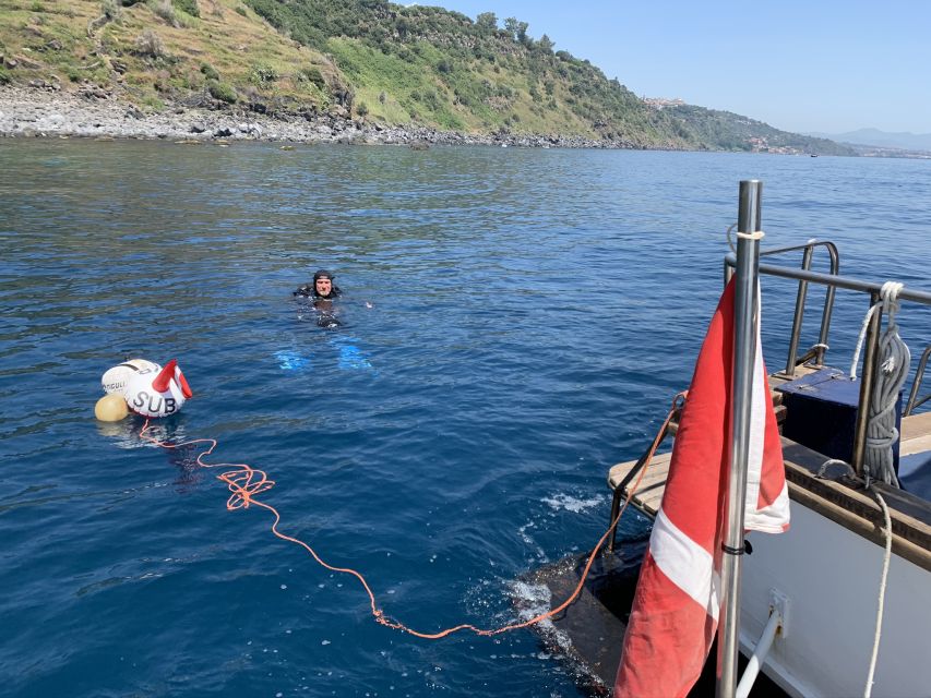 Aci Trezza: 2-Day Basic Scuba Diver Course