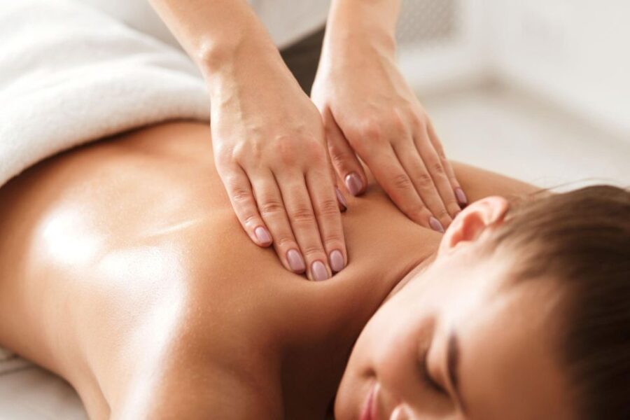 Agadir: Traditional Massage