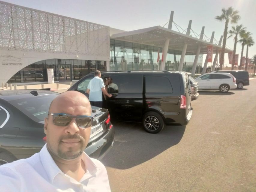 Airport Transfer Marrakech Your Door in Marrakech