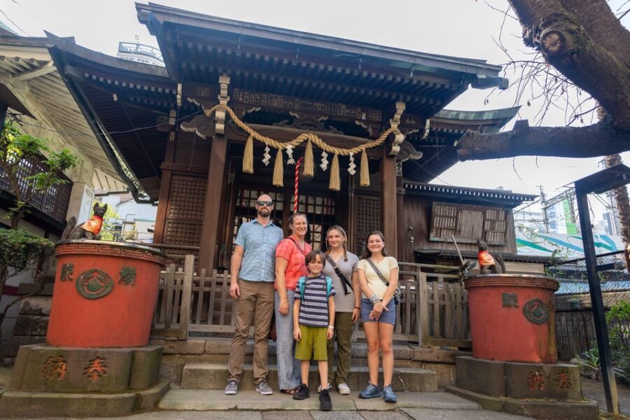 Akihabara Walking Tour With Otaku and Photography