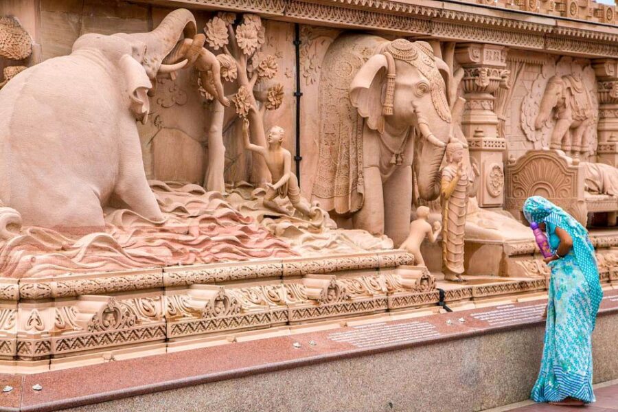 Akshardham: Exhibition, Light and Water Show With Transfers - Overview and Pricing
