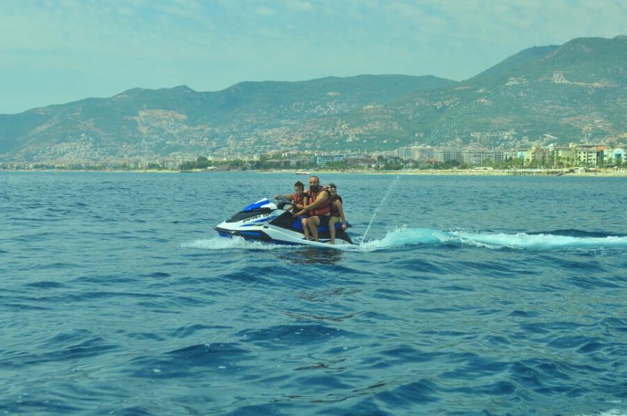 Alanya: Jet Ski Tour With Coastal Views and Safety Briefing