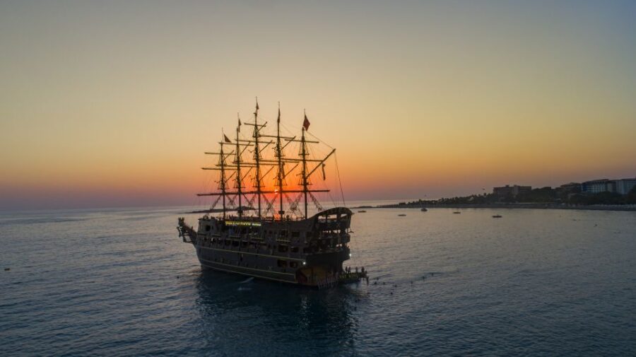 Alanya: Sunset Cruise and Party Boat - Activity Overview