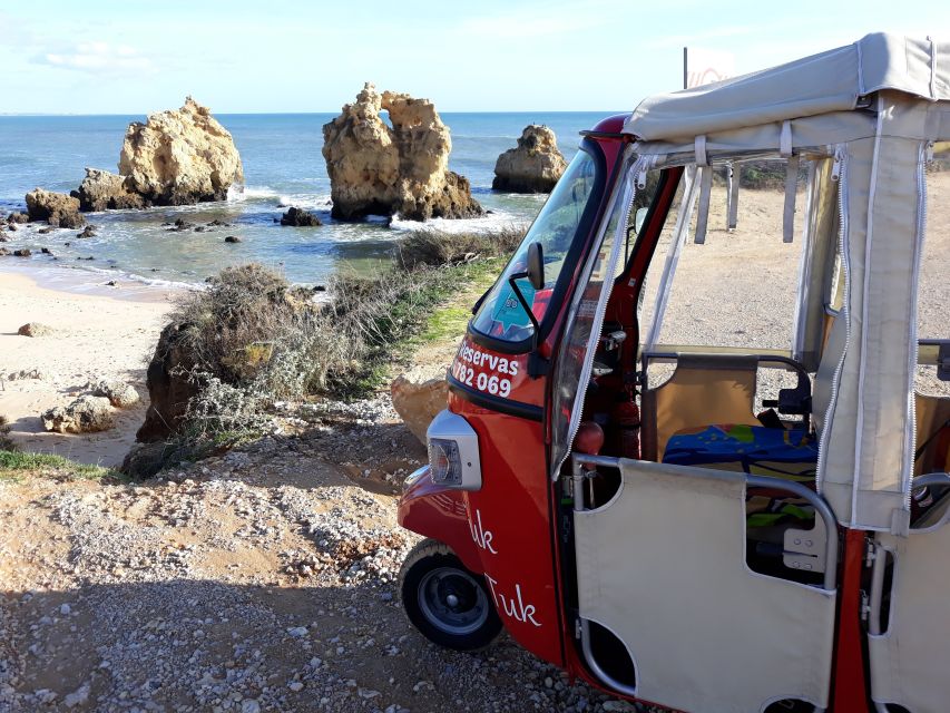 Albufeira Sightseeing in a Tuk Tuk – Unique Experience