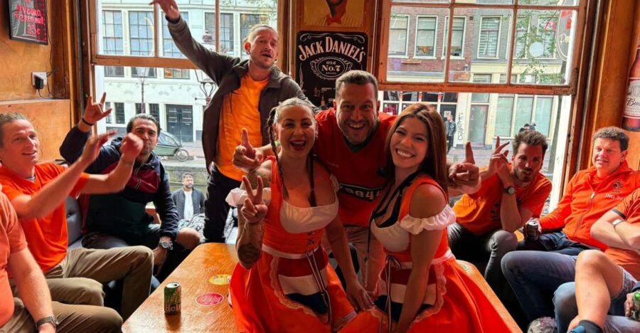 Amsterdam: Bar Crawl With Shots and Beer Maid Guide
