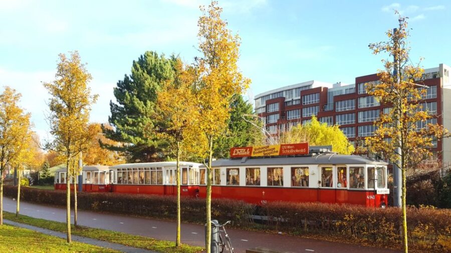 Amsterdam: Historic Tram Ride on Heritage Line to Amstelveen