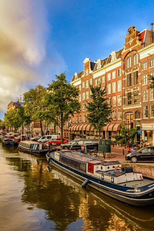 Amsterdam: The Origins of Amsterdam Self-Guided Audio Tour | Power ...