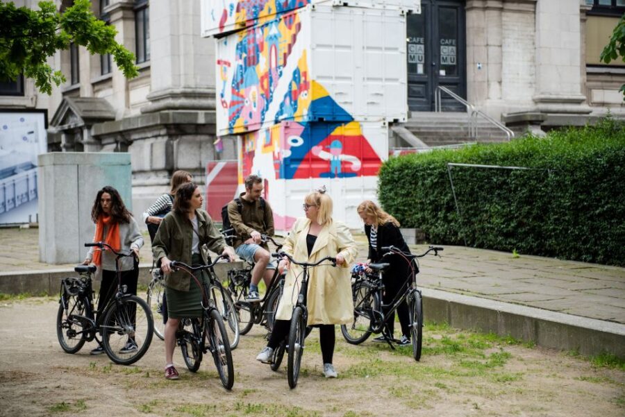 Antwerp: Guided Bike Tour